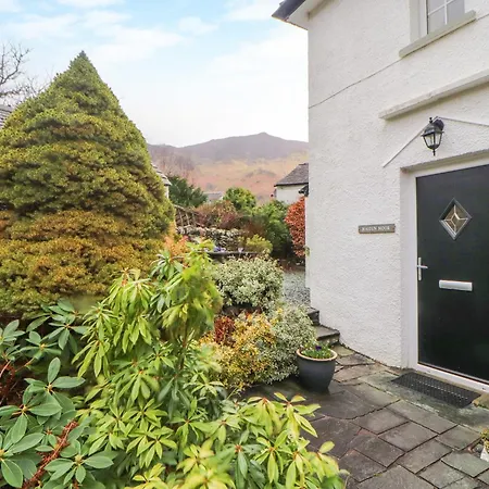 別荘 Maiden Moor *